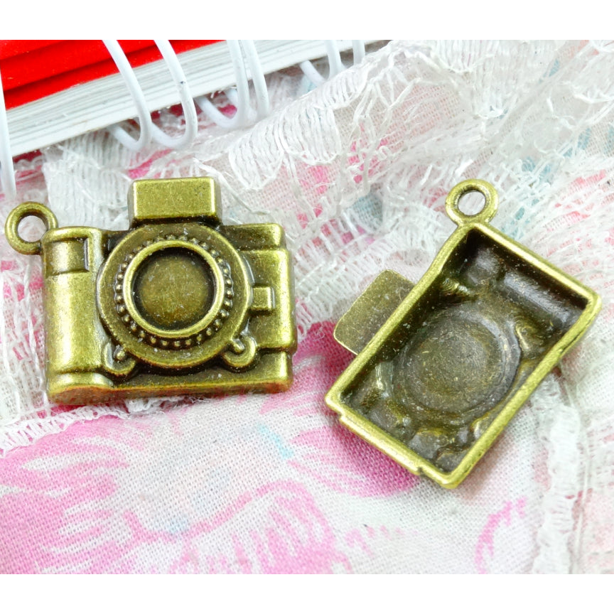 Charm Pendant